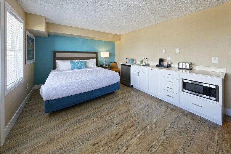 Commander Hotel