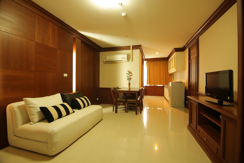 Convenient Park Bangkok Hotel