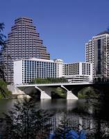 Radisson Hotel & Suites Austin Downtown
