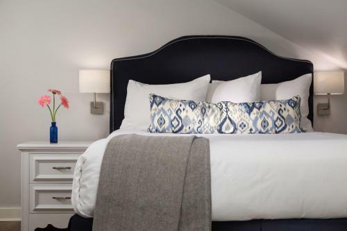 Bed & Breakfast Brass Lantern Inn