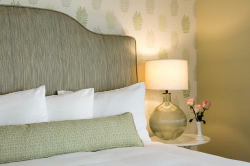 Bed & Breakfast Brass Lantern Inn