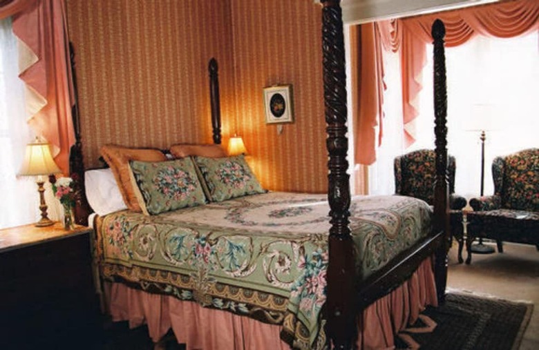 Isaiah Jones Homestead Bed And Breakfast