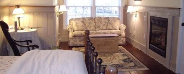 Isaiah Jones Homestead Bed And Breakfast