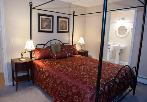 Cranberry Manor B&B