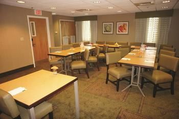 Hotel La Quinta Inn & Suites Boston Somerville