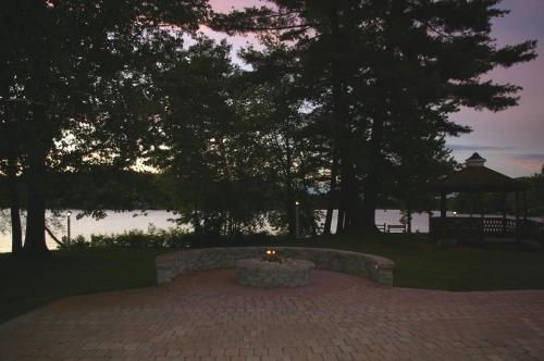 Sturbridge Host Hotel And Conference Center