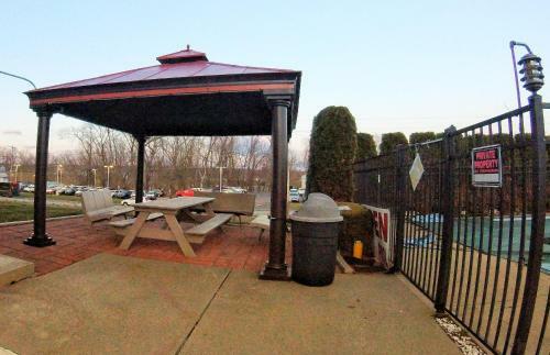 Motel Red Carpet Inn West Springfield