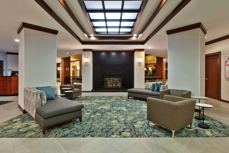 Hotel Hilton Suites Auburn Hills