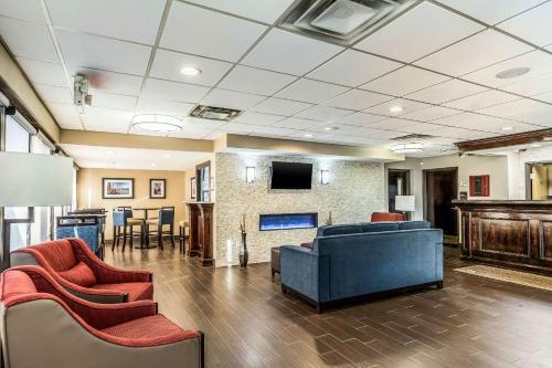 Detroit Regency Hotel