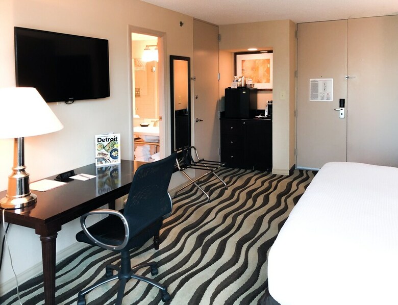 Hotel Crowne Plaza Detroit Downtown Riverfront
