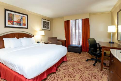 Hotel Doubletree By Hilton Grand Rapids-airport