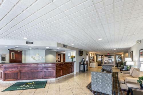 Hotel Quality Inn University Lansing