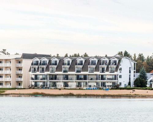 Hotel Quality Inn And Suites Mackinaw City