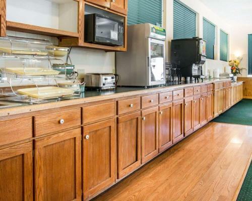 Hotel Quality Inn And Suites Mackinaw City