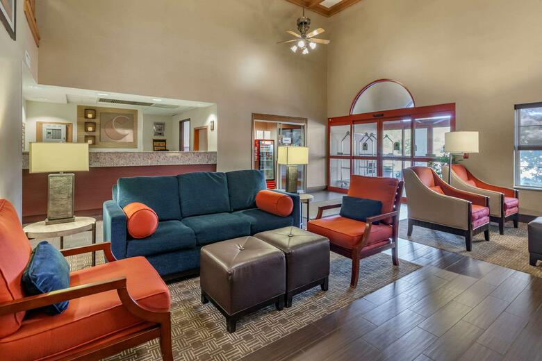 Hotel Comfort Suites Marquette