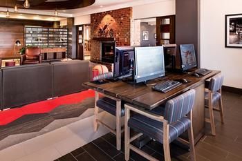 Hotel Four Points By Sheraton Detroit Metro Airport