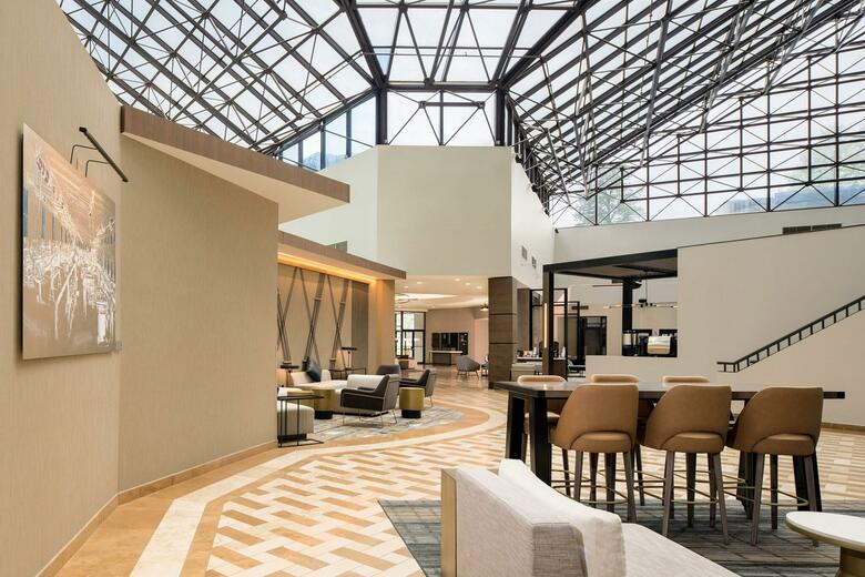 Hotel Sheraton Detroit Metro Airport