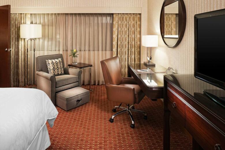 Hotel Sheraton Detroit Metro Airport