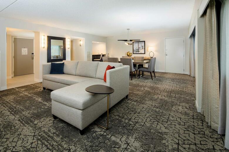 Hotel Sheraton Detroit Metro Airport