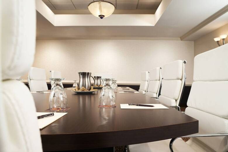 Hotel Sheraton Detroit Metro Airport