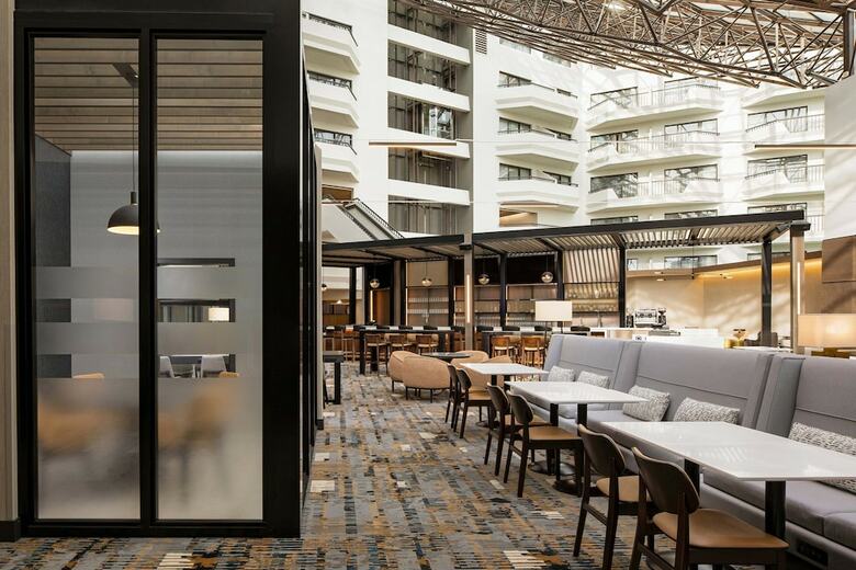 Hotel Sheraton Detroit Metro Airport
