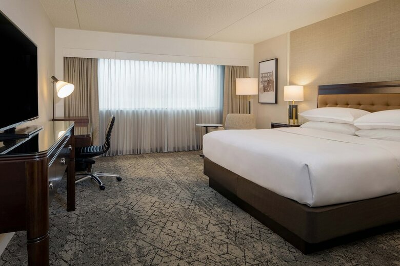 Hotel Sheraton Detroit Metro Airport