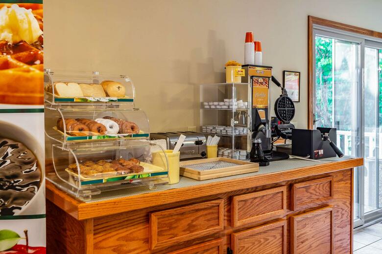 Hotel Quality Inn Lakefront