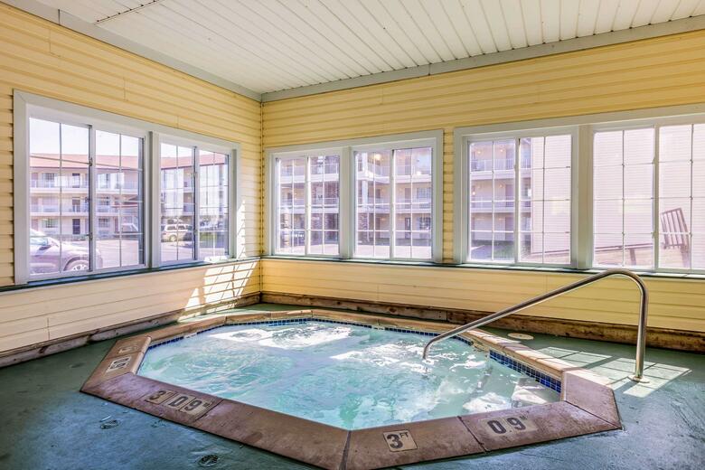 Hotel Quality Inn Lakefront