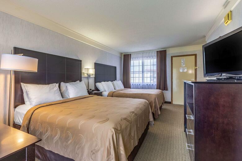 Hotel Quality Inn Lakefront