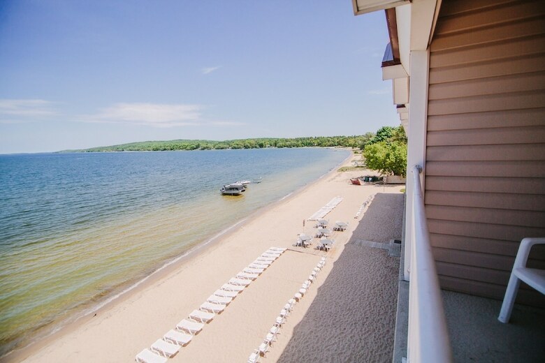 Hotel Bayshore Resort
