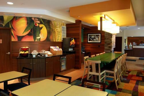 Hotel Fairfield Inn & Suites Traverse City