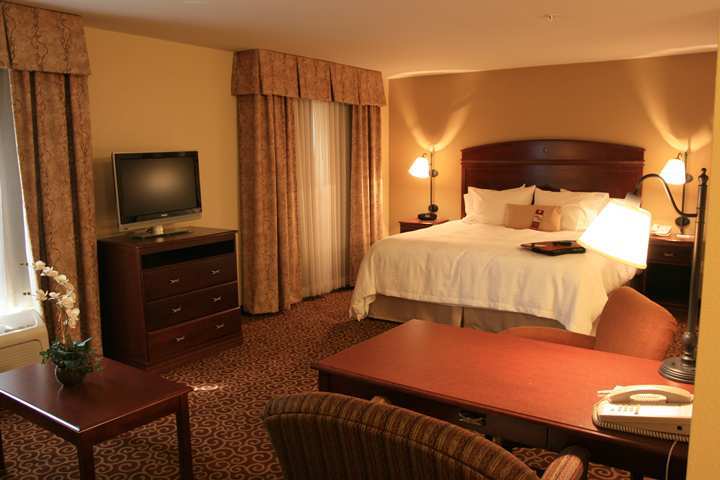 Hotel Hampton Inn And Suites Alexandria