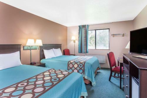 Hotel Super 8 By Wyndham Austin Mn
