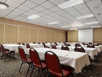 Hotel Ramada Marshall