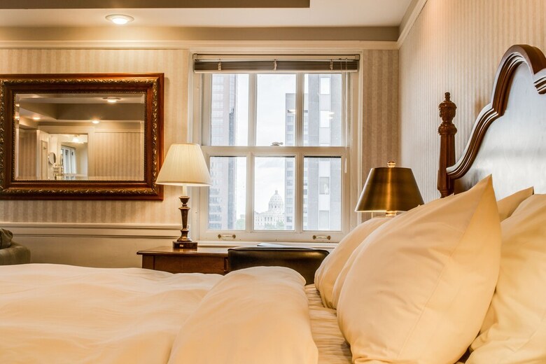 Hotel 340