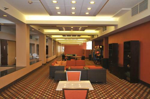 Hotel Kahler Inn And Suites