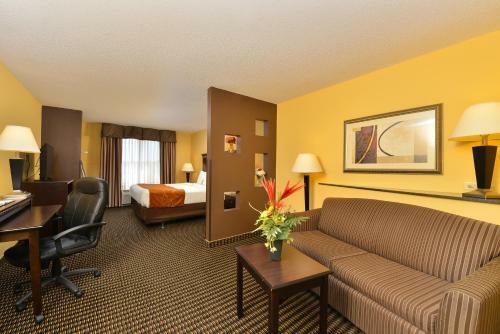 Hotel Comfort Suites Rochester