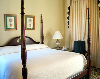 Bed & Breakfast Eola Hotel