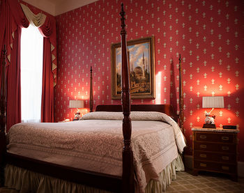 Bed & Breakfast Eola Hotel