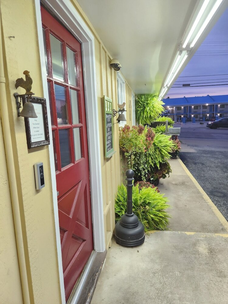 Homestead Motel