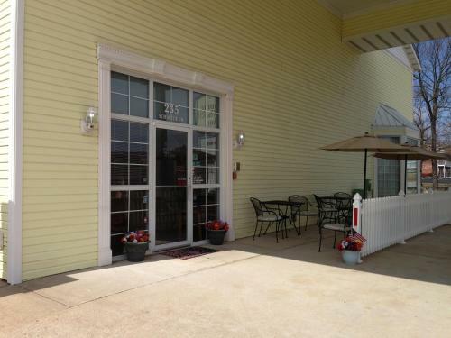 Motel Spinning Wheel Inn
