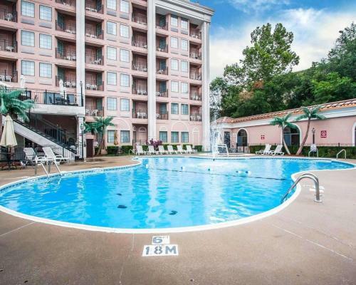 Clarion Hotel Branson