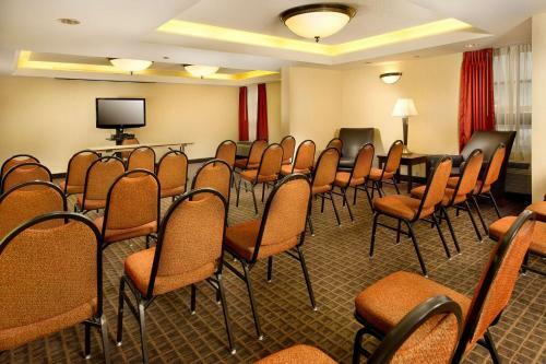 Hotel Drury Inn & Suites St Joseph