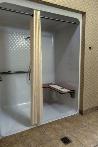 Hotel Mainstay Suites Saint Robert