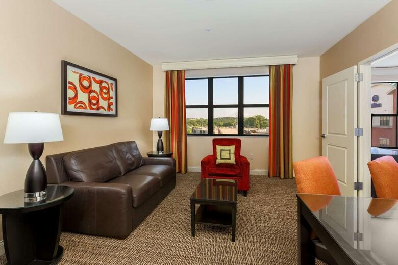 Hotel Hilton Promenade Branson Landing