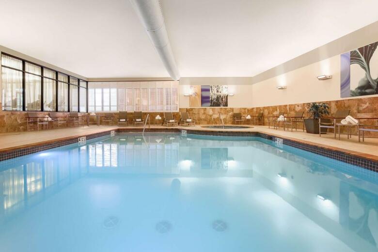 Hotel Hilton Promenade Branson Landing