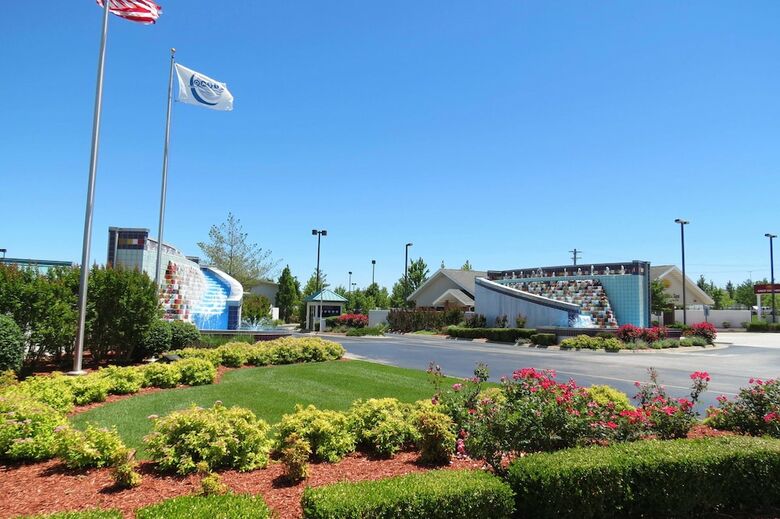 Ramada Plaza Hotel & Oasis Convention Center