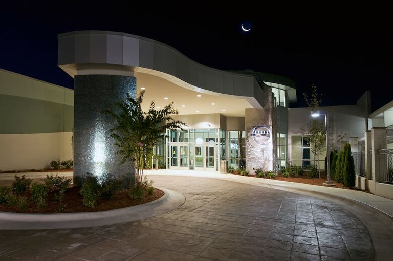 Ramada Plaza Hotel & Oasis Convention Center