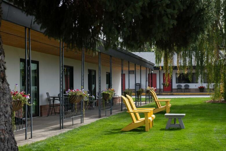 Royal 7 Budget Inn Motel