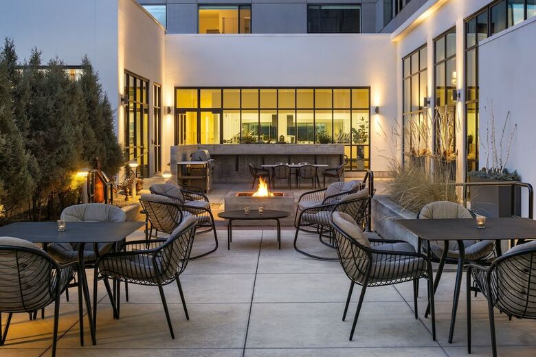 Hotel Element Bozeman